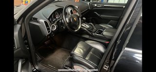 Porsche Cayenne 2012