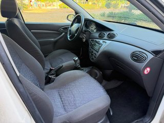 Ford Focus 2001