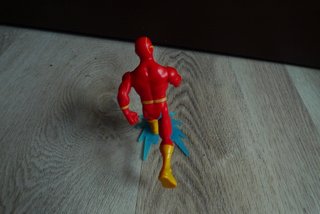 Figura de acción Flash con soporte