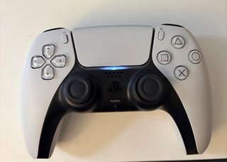 Playstation 5 Edición Digital 825GB + Mando y caja