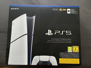 Playstation 5 Edición Digital 825GB + Mando y caja