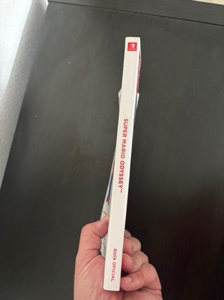 Super Mario Odyssey + Guía Oficial Nintendo Switch