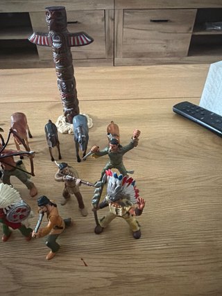 Figuras indios y vaqueros colección