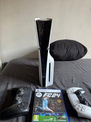 Consola PS5 1TB + FC24 + Mandos