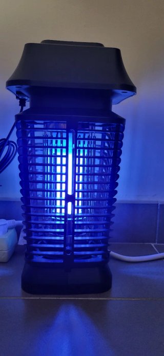 Lámpara Mata Mosquitos Eléctrica