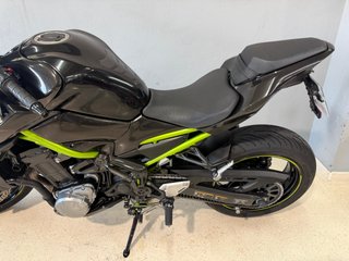 Kawasaki Z900 A2 Naked Negra/Verde