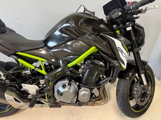 Kawasaki Z900 A2 Naked Negra/Verde