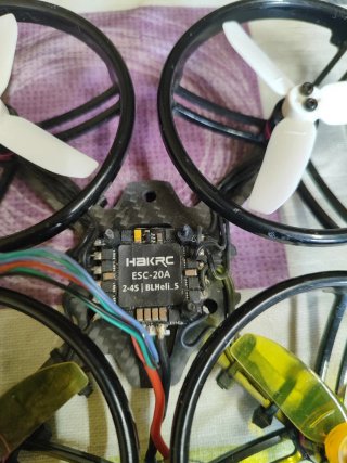 Frame Drone Ldark FPV Blanco y Amarillo 125