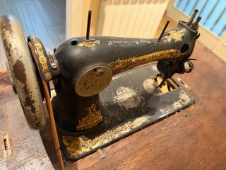 Máquina de coser antigua Gritzner