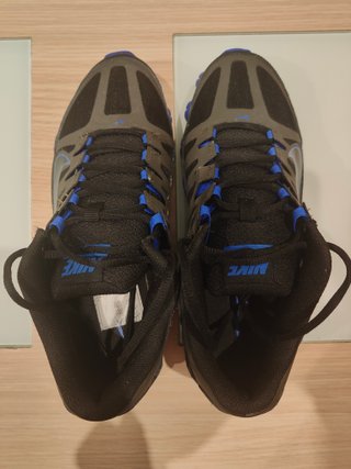 Zapatillas Nike Hombre. Negras y Azules