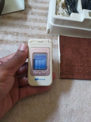Nokia 7390 L'Amour Collection