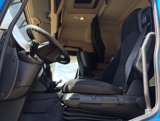 Mercedes ACTROS 25 43-CAMIONES LONAS / TAUTLINER