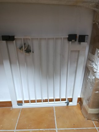 Puerta de seguridad para escaleras