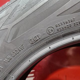 215 65 17 99V Neumáticos Continental [R. 2086]