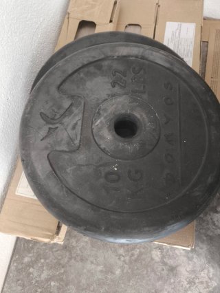 Banco de pesas con accesorios