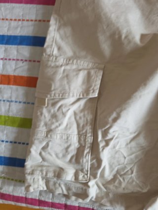 Pantalones cargo beige