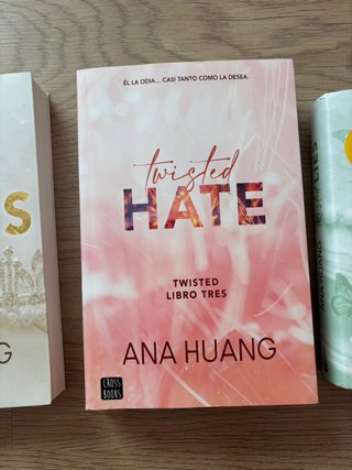 Saga completa Twisted – Ana Huang | 4 libros