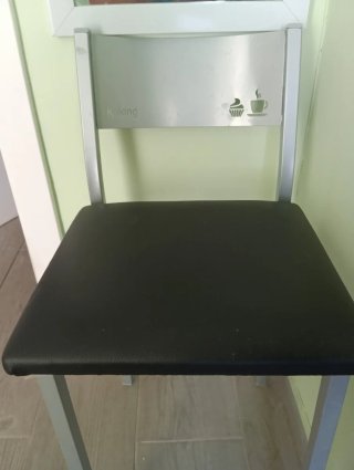2 Mesas de Pared IKEA NORBERG y taburete de regalo