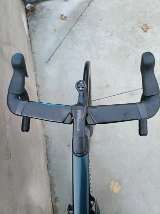 Specialized Tarmac SL7 56 Sram Rival AXS.