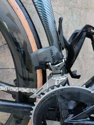 Specialized Tarmac SL7 56 Sram Rival AXS.
