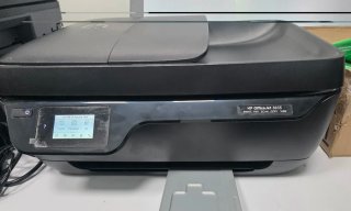Impresora HP OfficeJet 3835 Multifunción a color
