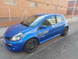 RENAULT clio