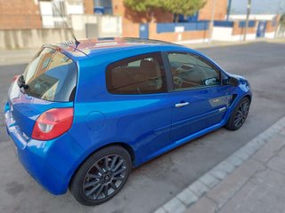 RENAULT clio