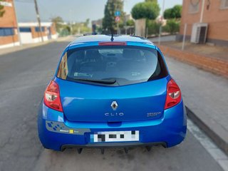 RENAULT clio