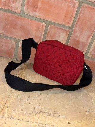 Riñonera Jordan Roja y Negra