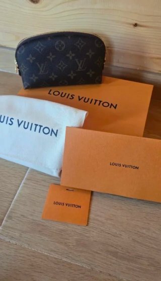 Neceser Louis Vuitton Monogram Marrón