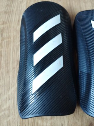 Espinilleras Adidas niño