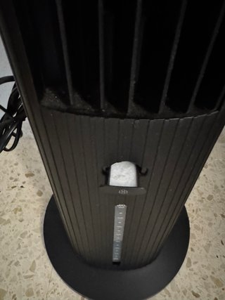 Climatizador Midea MAC25JRB con mando