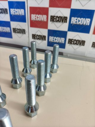 Separadores de rueda Simoni Racing 18 mm con tornillería incluida