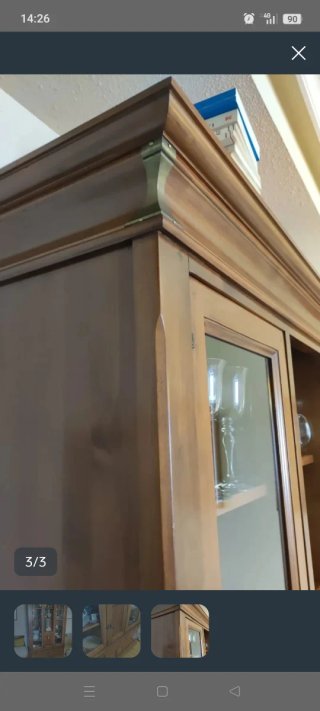 Vitrina de madera maciza