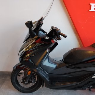 Honda Forza 350