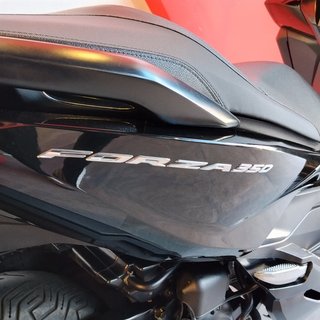 Honda Forza 350