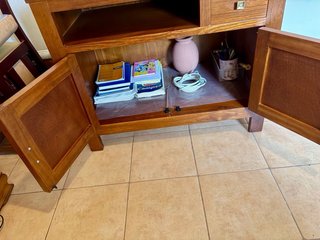 Mueble de salón de madera
