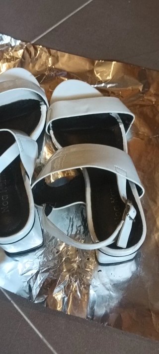 Sandalias NOG blancas