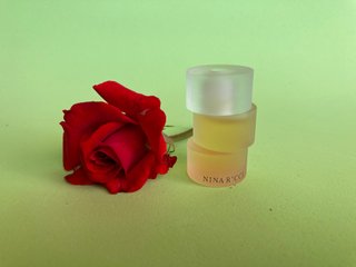 Miniatura perfume PREMIER JOUR, de Nina Ricci