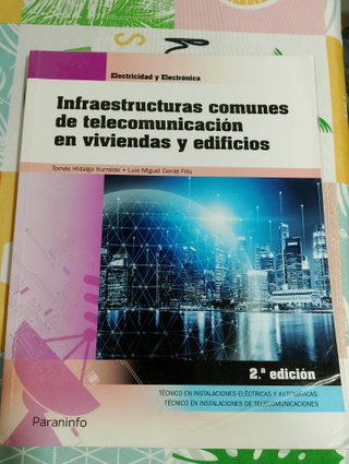 Libros de  1*Grado Medio de telecomunicaciones.