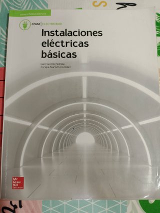 Libros de  1*Grado Medio de telecomunicaciones.