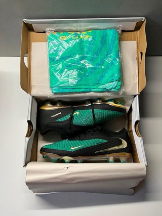 Botas de fútbol Nike Phantom