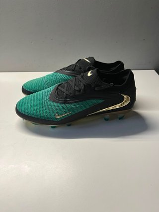 Botas de fútbol Nike Phantom