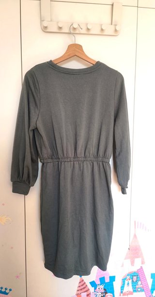 Vestido premamá verde H&M