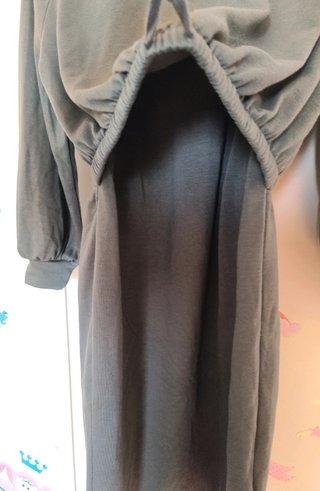 Vestido premamá verde H&M