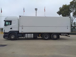 Scania R 440-CAMIONES FURGONES