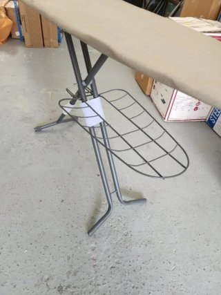 Tabla de planchar plegable
