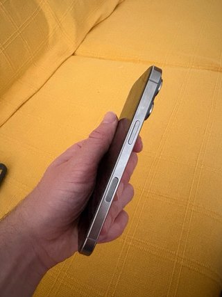 iPhone 16 Pro 128GB Plateado