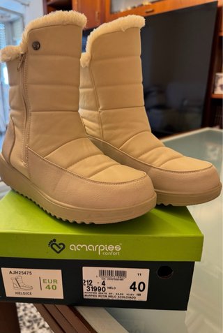 Botas acolchadas beige talla 39 - 40