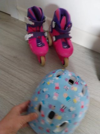 Patines y Casco Infantil 28